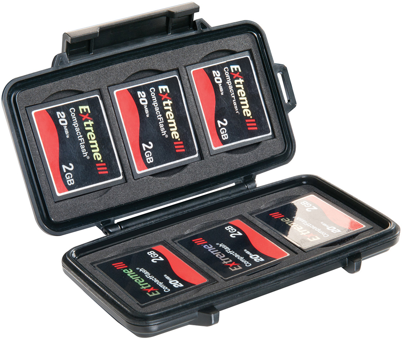 Защитный кейс Pelican 0945 черный для карт памяти CF