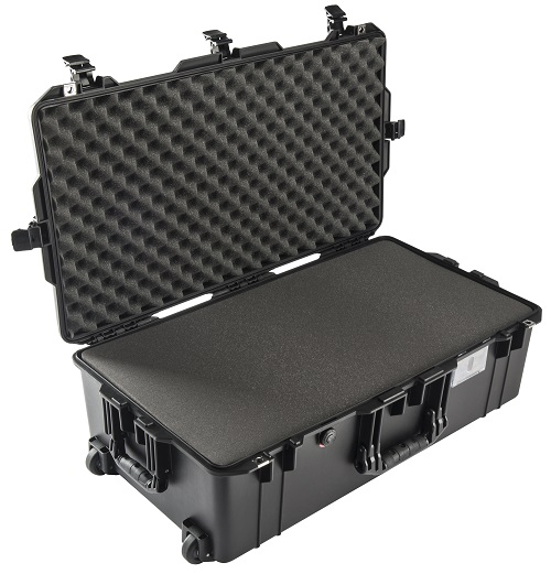 Защитный кейс Peli Air 1615 черный с поропластом